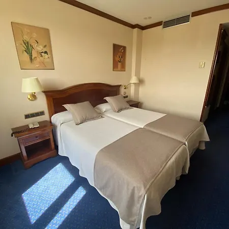 Alda Villa De Almazan 4* Almazan