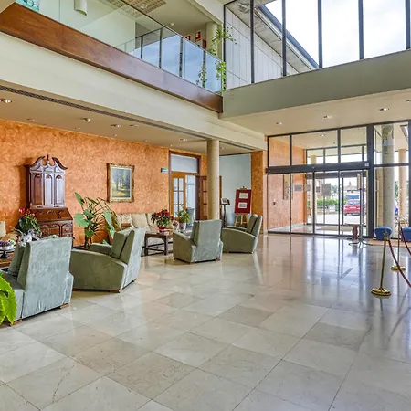 Hotell De Almazán